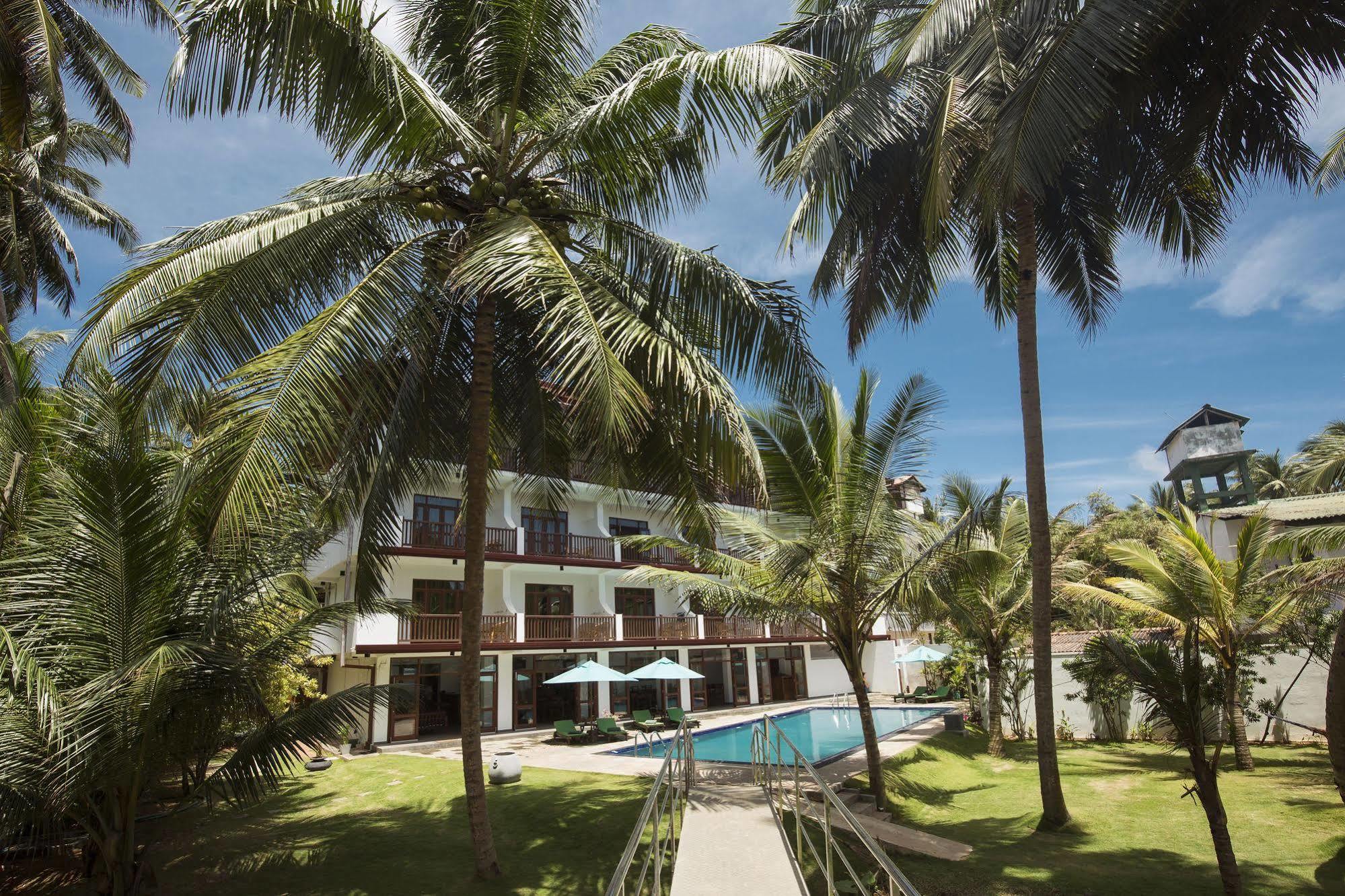 Rockside Beach Resort Bentota Exterior photo